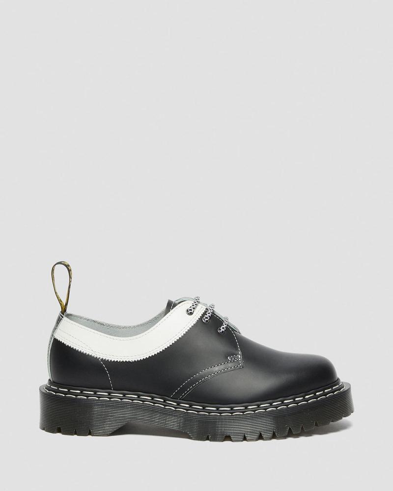 Black / White Men's Dr Martens 1461 Bex Smooth Contrast Leather Oxfords Shoes | CA 584QMA